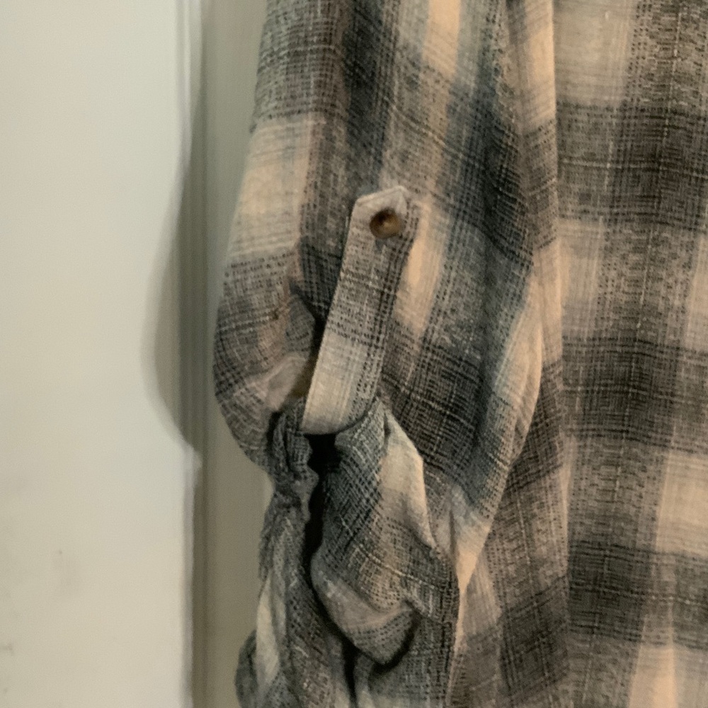 Jane and Delancey Gray Plaid Blouse - Picture 3 of 4